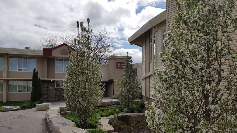 <b>Best Western Plus Durham Htl & Conf Ctr Exterior</b>. Images powered by <a href="https://iceportal.shijigroup.com/" title="IcePortal" target="_blank">IcePortal</a>.
