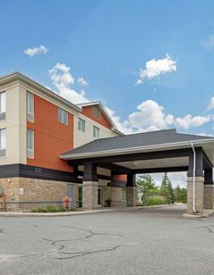 Best Western Plus Muskoka Inn