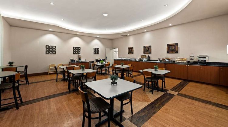 Best Western Plus Orangeville Inn & Stes Restaurant