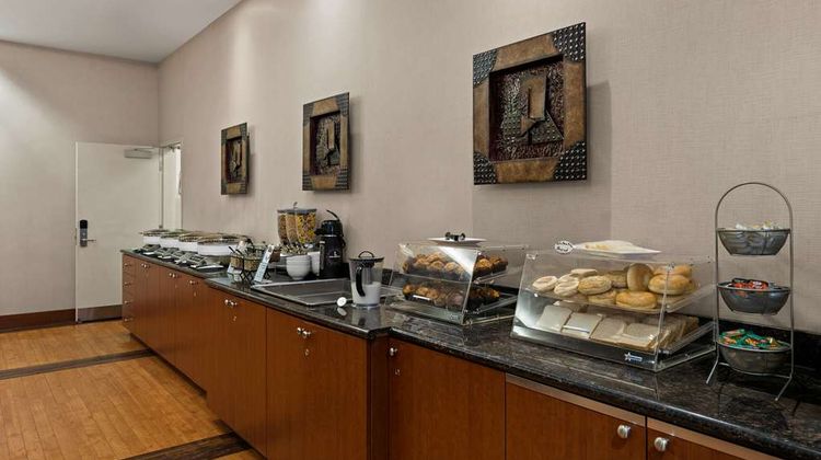 Best Western Plus Orangeville Inn & Stes Restaurant