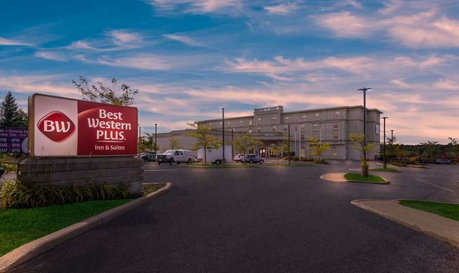 Best Western Plus Orangeville Inn & Stes Exterior