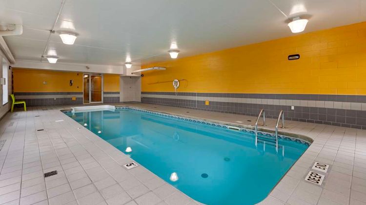 Best Western Milton Pool