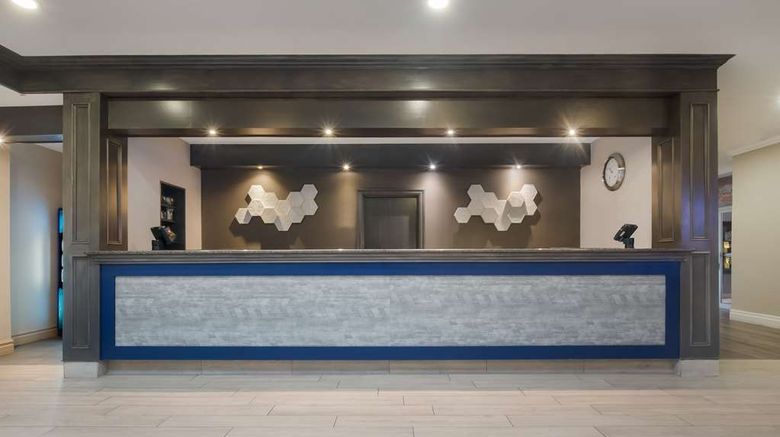<b>Best Western St Catharines Hotel Lobby</b>. Images powered by <a href="https://iceportal.shijigroup.com/" title="IcePortal" target="_blank">IcePortal</a>.