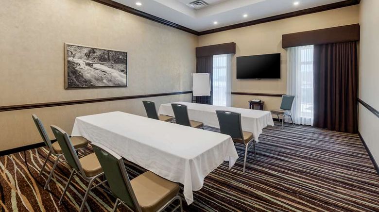 <b>Best Western Plus Walkerton East Ridge Meeting</b>. Images powered by <a href="https://iceportal.shijigroup.com/" title="IcePortal" target="_blank">IcePortal</a>.