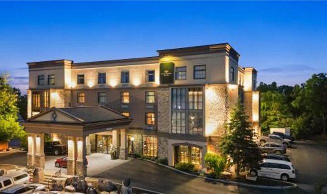 Best Western Plus Parkside Inn & Spa Exterior