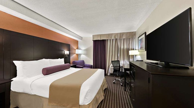 <b>Best Western Plus Toronto North York Room</b>. Images powered by <a href="https://iceportal.shijigroup.com/" title="IcePortal" target="_blank">IcePortal</a>.