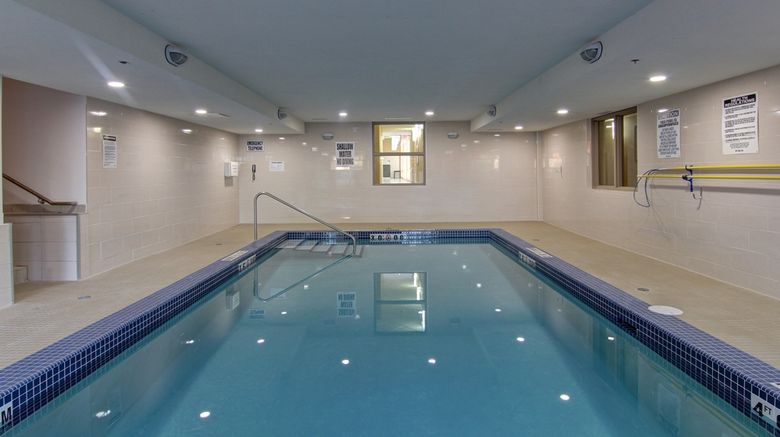 <b>Best Western Plus Bowmanville Lobby</b>. Images powered by <a href="https://iceportal.shijigroup.com/" title="IcePortal" target="_blank">IcePortal</a>.
