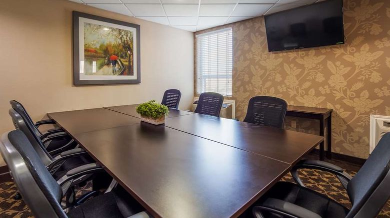 <b>Best Western Plus Bowmanville Meeting</b>. Images powered by <a href="https://iceportal.shijigroup.com/" title="IcePortal" target="_blank">IcePortal</a>.