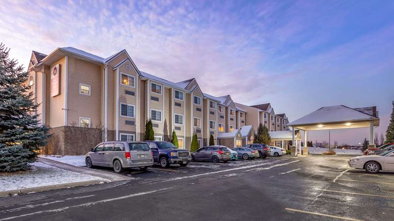 <b>Best Western Plus Woodstock Inn & Suites Exterior</b>. Images powered by <a href="https://iceportal.shijigroup.com/" title="IcePortal" target="_blank">IcePortal</a>.
