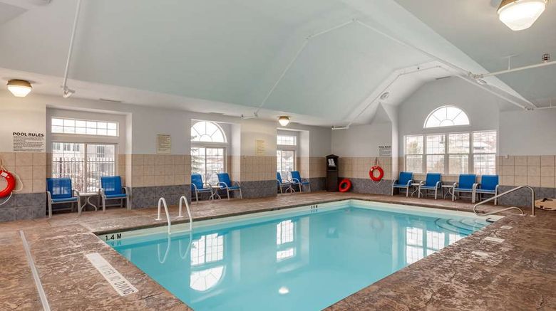 <b>Best Western Plus Woodstock Inn & Suites Pool</b>. Images powered by <a href="https://iceportal.shijigroup.com/" title="IcePortal" target="_blank">IcePortal</a>.