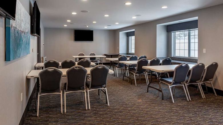 <b>Best Western Plus Woodstock Inn & Suites Meeting</b>. Images powered by <a href="https://iceportal.shijigroup.com/" title="IcePortal" target="_blank">IcePortal</a>.