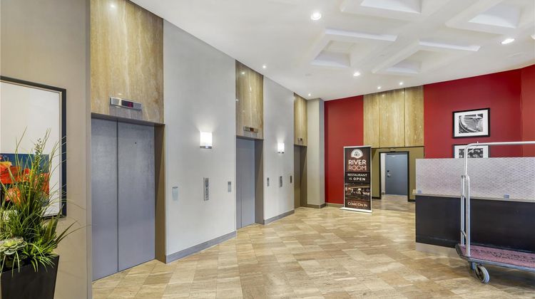 Best Western Plus Waterfront Hotel Lobby