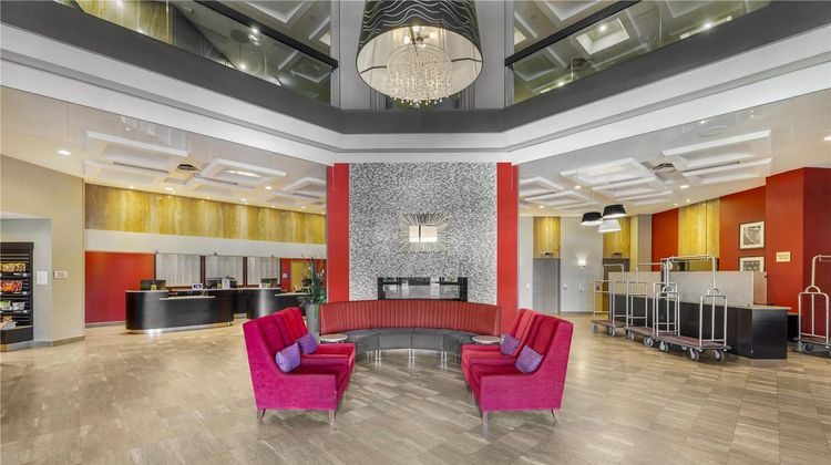Best Western Plus Waterfront Hotel Lobby