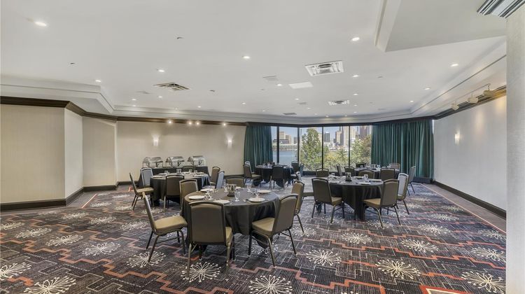 Best Western Plus Waterfront Hotel Meeting