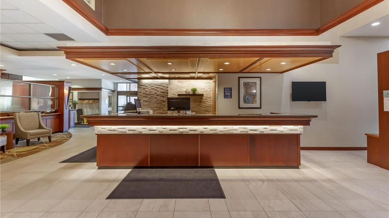<b>Best Western Plus The Arden Park Hotel Lobby</b>. Images powered by <a href="https://iceportal.shijigroup.com/" title="IcePortal" target="_blank">IcePortal</a>.