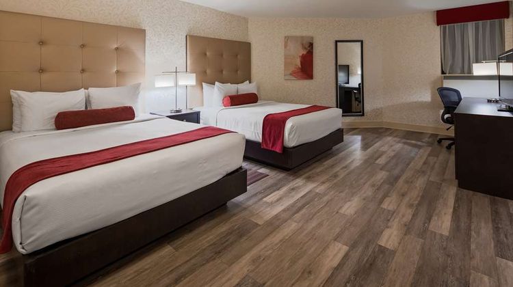 Best Western Plus Montreal Dwntwn-Europa Room