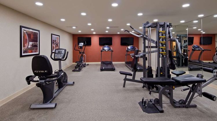 Best Western Plus Montreal Dwntwn-Europa Health