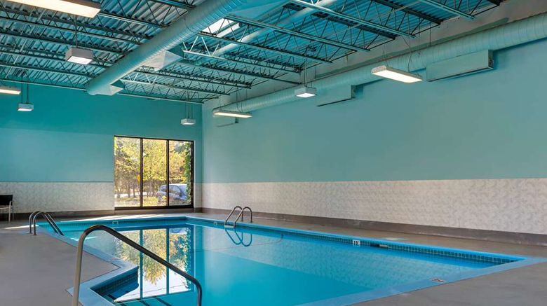 <b>Best Western Plus Gatineau-Ottawa Pool</b>. Images powered by <a href="https://iceportal.shijigroup.com/" title="IcePortal" target="_blank">IcePortal</a>.