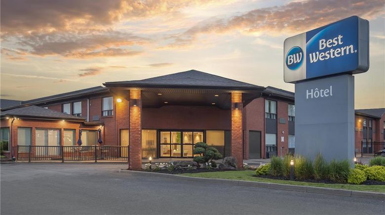 Best Western Hotel Brossard Exterior. Images powered by <a href="https://iceportal.shijigroup.com" target="_blank" rel="noopener">Ice Portal</a>.