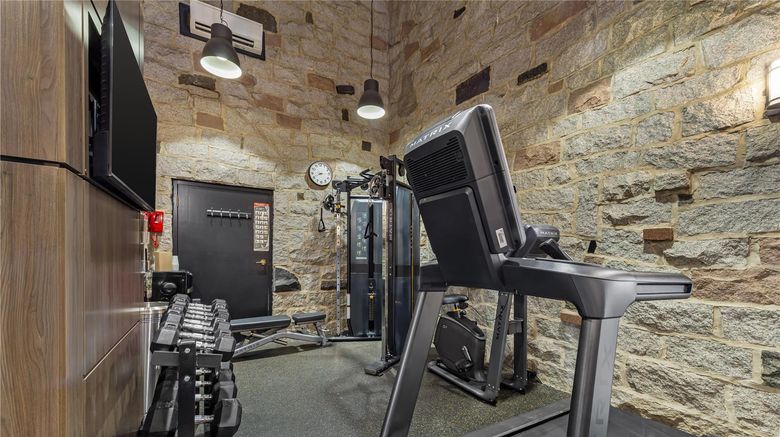 <b>Best Western Universel Drummondville Health</b>. Images powered by <a href="https://iceportal.shijigroup.com/" title="IcePortal" target="_blank">IcePortal</a>.