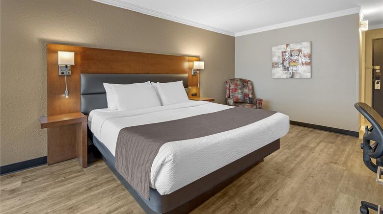<b>Best Western Universel Drummondville Room</b>. Images powered by <a href="https://iceportal.shijigroup.com/" title="IcePortal" target="_blank">IcePortal</a>.