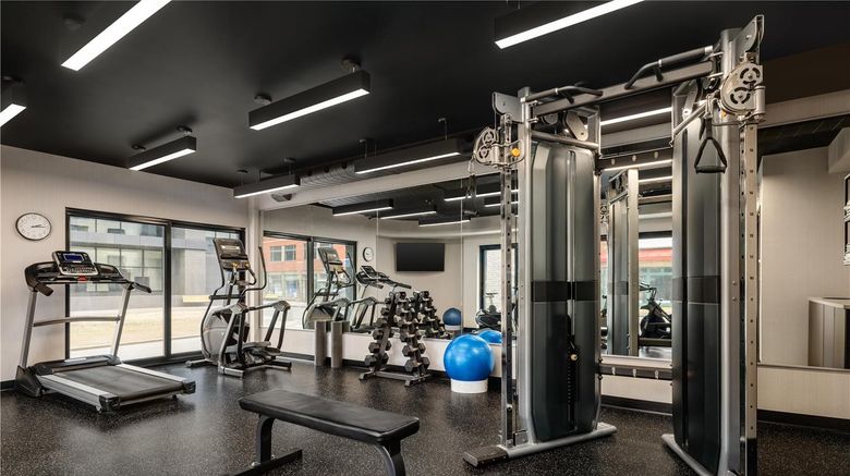 <b>Le Saint Edouard Health</b>. Images powered by <a href="https://iceportal.shijigroup.com/" title="IcePortal" target="_blank">IcePortal</a>.