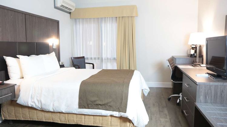Best Western Laval-Montreal Room