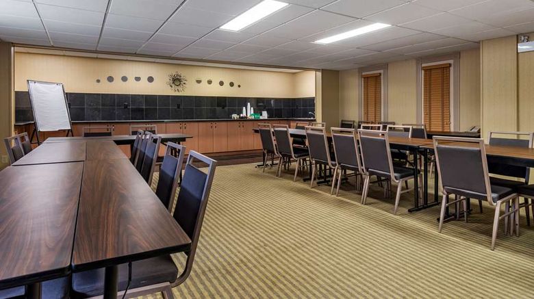 <b>Best Western Marquis Inn & Suites Meeting</b>. Images powered by <a href="https://iceportal.shijigroup.com/" title="IcePortal" target="_blank">IcePortal</a>.
