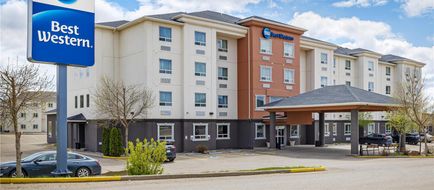 Best Western Plus Estevan Inn & Suites Exterior