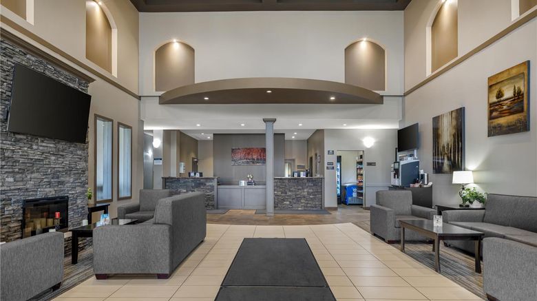 <b>Best Western Plus Estevan Inn & Suites Lobby</b>. Images powered by <a href="https://iceportal.shijigroup.com/" title="IcePortal" target="_blank">IcePortal</a>.