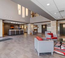 Best Western Plus Eastgate Inn & Suites Lobby