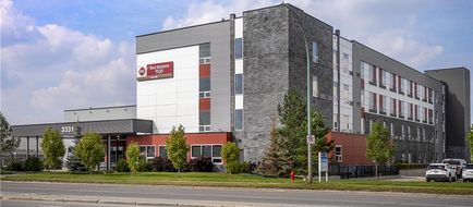 Best Western Plus East Side Exterior