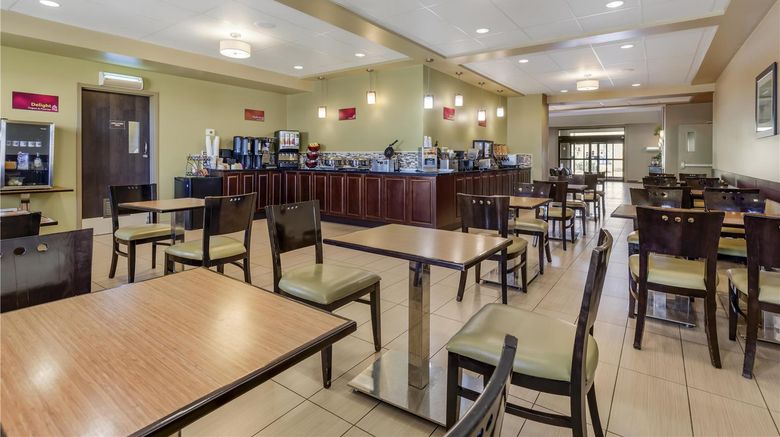 <b>Best Western Plus Moose Jaw Restaurant</b>. Images powered by <a href="https://iceportal.shijigroup.com/" title="IcePortal" target="_blank">IcePortal</a>.