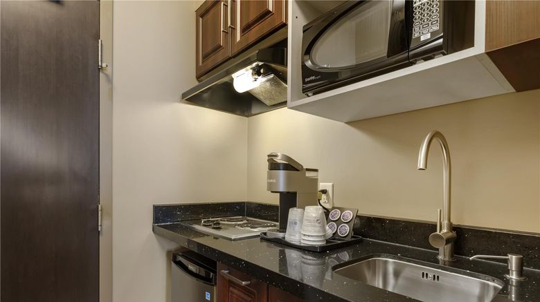 <b>Best Western Plus Moose Jaw Room</b>. Images powered by <a href="https://iceportal.shijigroup.com/" title="IcePortal" target="_blank">IcePortal</a>.