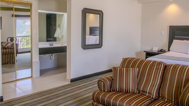<b>Best Western Hotel Plaza Matamoros Suite</b>. Images powered by <a href="https://iceportal.shijigroup.com/" title="IcePortal" target="_blank">IcePortal</a>.