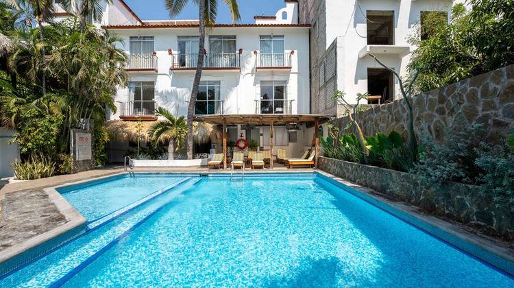 Best Western Posada Chahue Pool