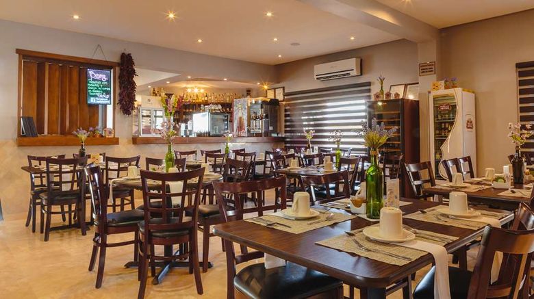 <b>Best Western Plus San Jorge Restaurant</b>. Images powered by <a href="https://iceportal.shijigroup.com/" title="IcePortal" target="_blank">IcePortal</a>.