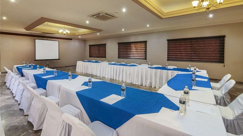 <b>Best Western Plus San Jorge Meeting</b>. Images powered by <a href="https://iceportal.shijigroup.com/" title="IcePortal" target="_blank">IcePortal</a>.