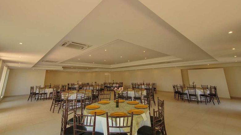 <b>Best Western Plus San Jorge Ballroom</b>. Images powered by <a href="https://iceportal.shijigroup.com/" title="IcePortal" target="_blank">IcePortal</a>.