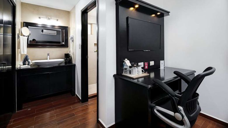 <b>Best Western Plus San Jorge Room</b>. Images powered by <a href="https://iceportal.shijigroup.com/" title="IcePortal" target="_blank">IcePortal</a>.