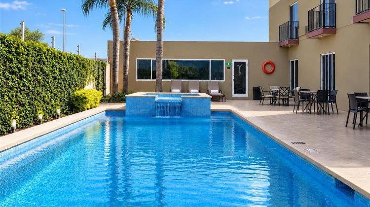 Best Western Plus Monterrey Airport Pool
