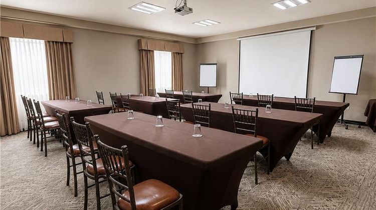Best Western Plus Monterrey Airport Meeting