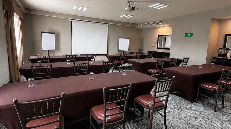 Best Western Plus Monterrey Airport Meeting