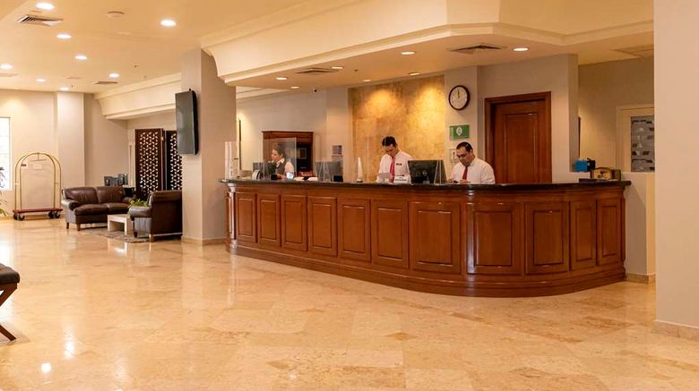 <b>Best Western Plus Los Mochis Lobby</b>. Images powered by <a href="https://iceportal.shijigroup.com/" title="IcePortal" target="_blank">IcePortal</a>.