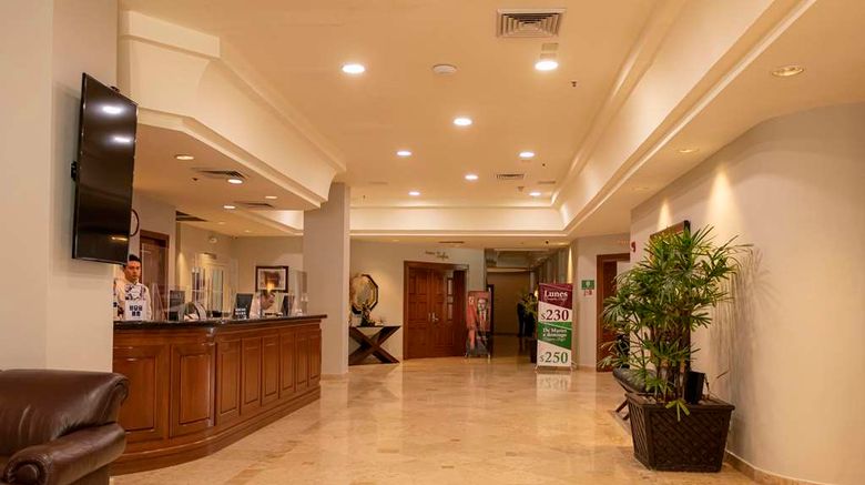 <b>Best Western Plus Los Mochis Lobby</b>. Images powered by <a href="https://iceportal.shijigroup.com/" title="IcePortal" target="_blank">IcePortal</a>.