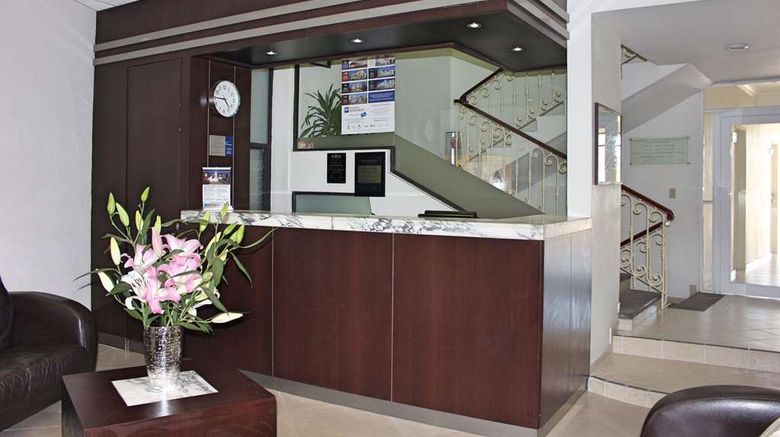 <b>Best Western Taxco Lobby</b>. Images powered by <a href="https://iceportal.shijigroup.com/" title="IcePortal" target="_blank">IcePortal</a>.