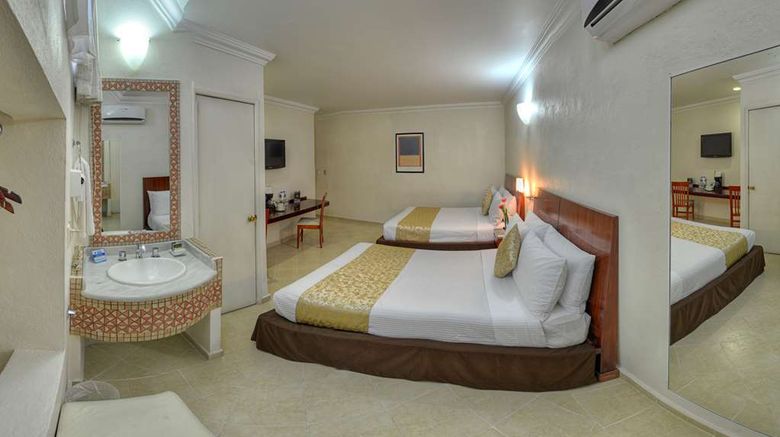 <b>Best Western Taxco Room</b>. Images powered by <a href="https://iceportal.shijigroup.com/" title="IcePortal" target="_blank">IcePortal</a>.