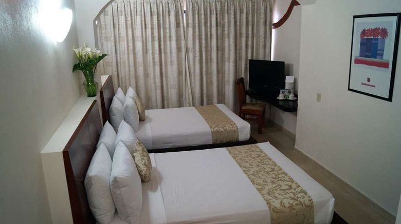<b>Best Western Taxco Room</b>. Images powered by <a href="https://iceportal.shijigroup.com/" title="IcePortal" target="_blank">IcePortal</a>.