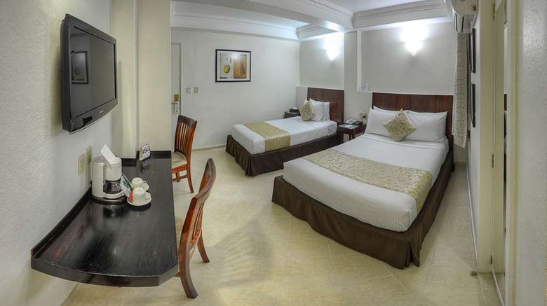 <b>Best Western Taxco Room</b>. Images powered by <a href="https://iceportal.shijigroup.com/" title="IcePortal" target="_blank">IcePortal</a>.