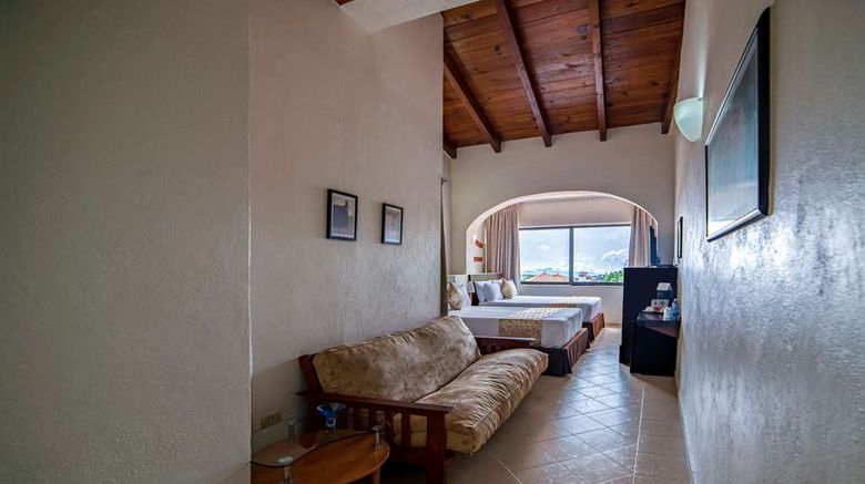 <b>Best Western Taxco Suite</b>. Images powered by <a href="https://iceportal.shijigroup.com/" title="IcePortal" target="_blank">IcePortal</a>.